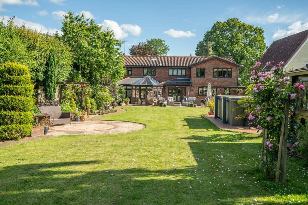 Additional image 18 of Chelmsford Road, Hatfield Heath, Bishop's Stortford, CM22