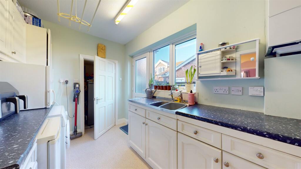 Additional image 13 of Black Brook, Sychdyn, Mold