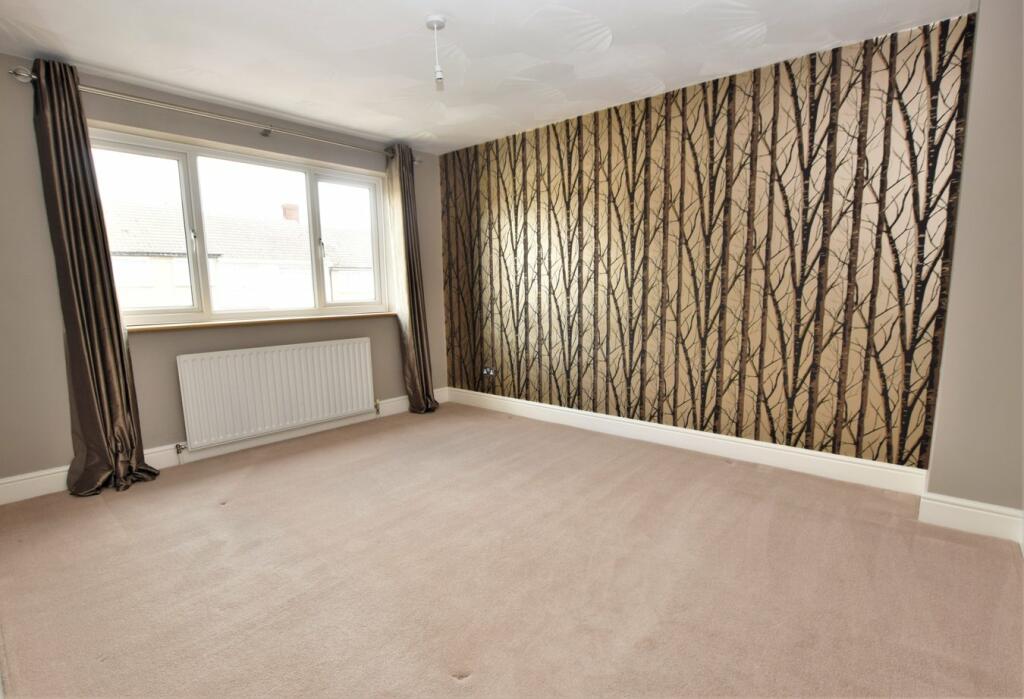 Additional image 14 of Passingham Avenue, Billericay, CM11