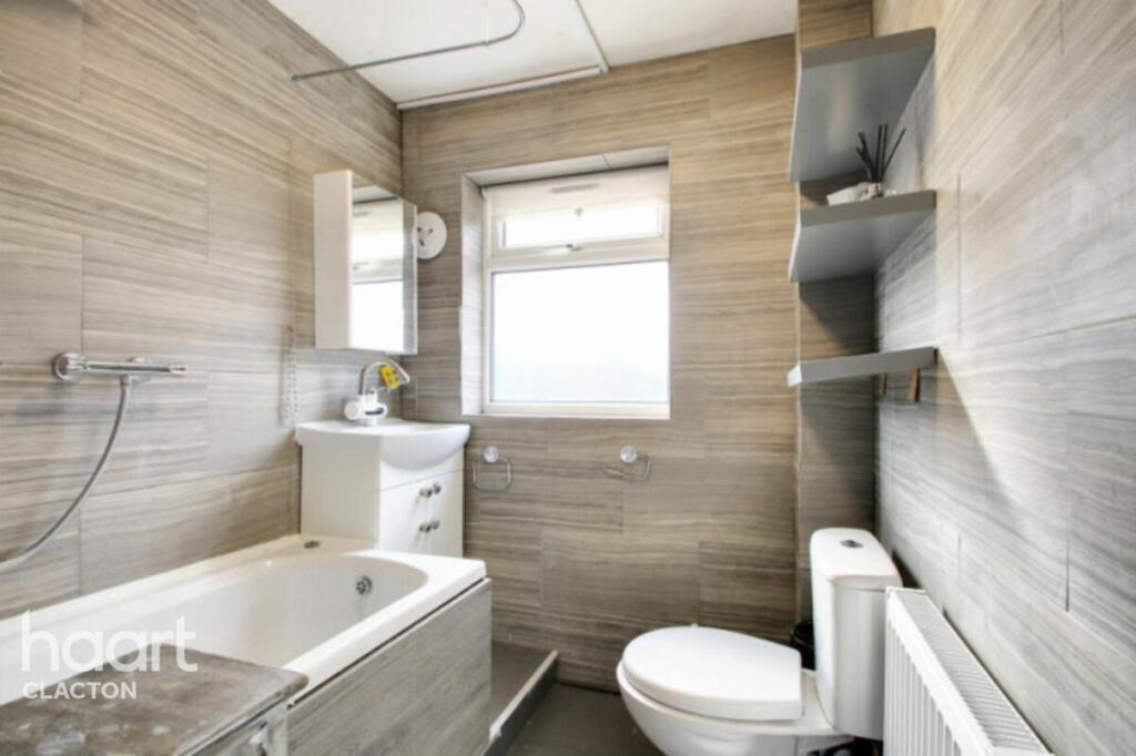 Additional image 9 of Third Avenue, Walton On The Naze