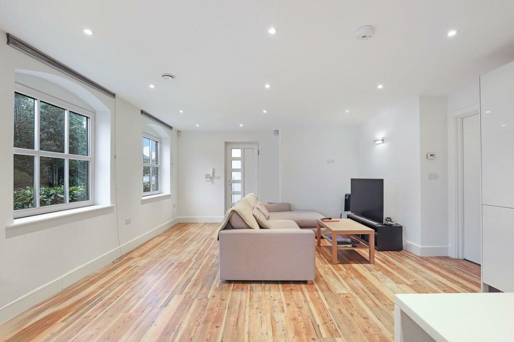 Additional image 7 of Clarks Mews Hemnall Street, Epping