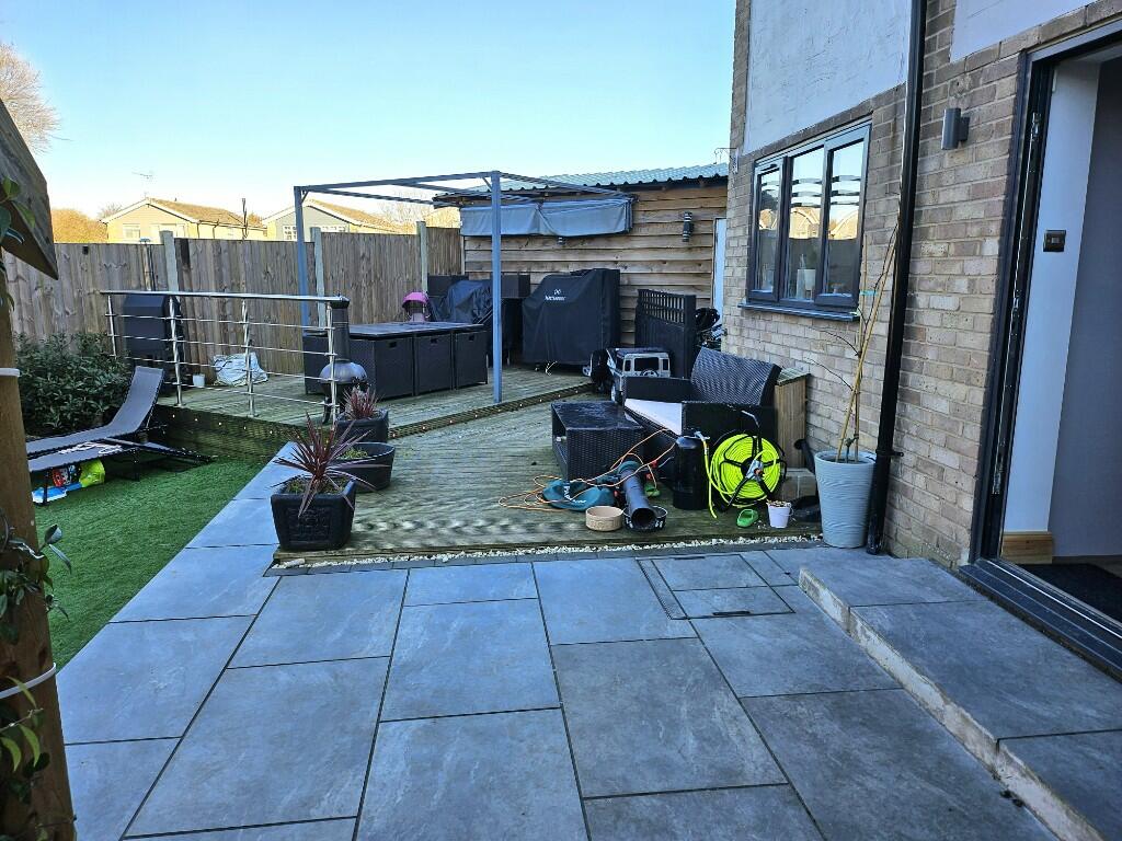 Additional image 19 of Dockfield Avenue, Harwich, Essex, CO12