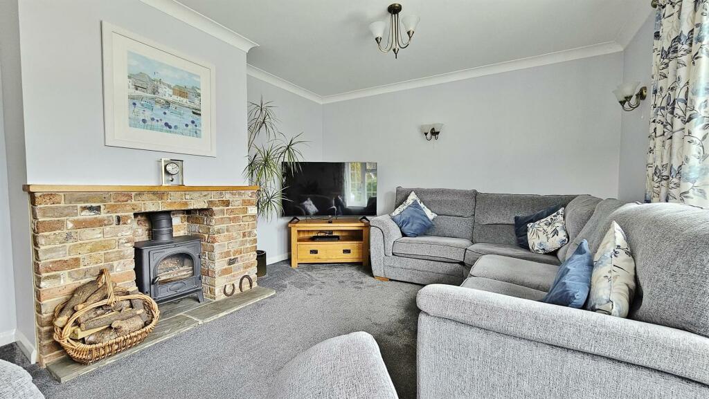 Additional image 6 of Briarfields, Kirby-Le-Soken