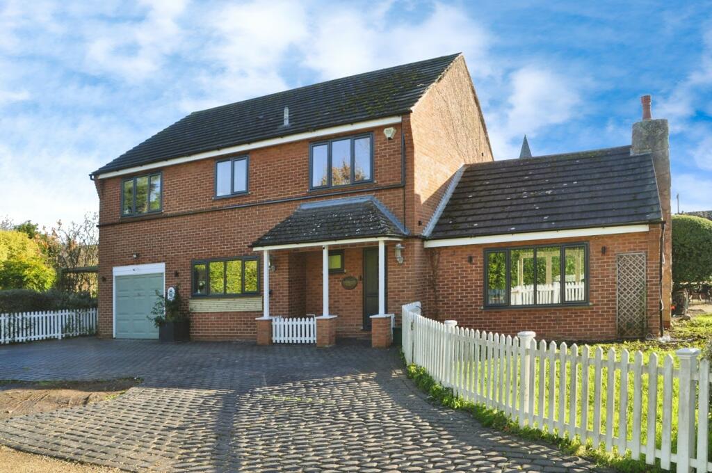 Additional image 29 of Meadow Bank, Hatfield Peverel, Chelmsford, CM3