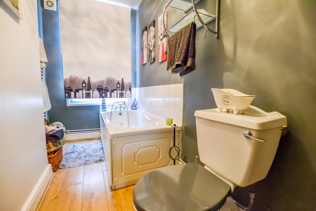 Additional image 3 of Skelmersdale Road, Clacton-On-Sea, Essex, CO15