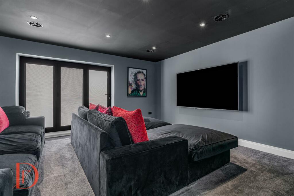 Additional image 20 of Coopersale Lane, Theydon Bois