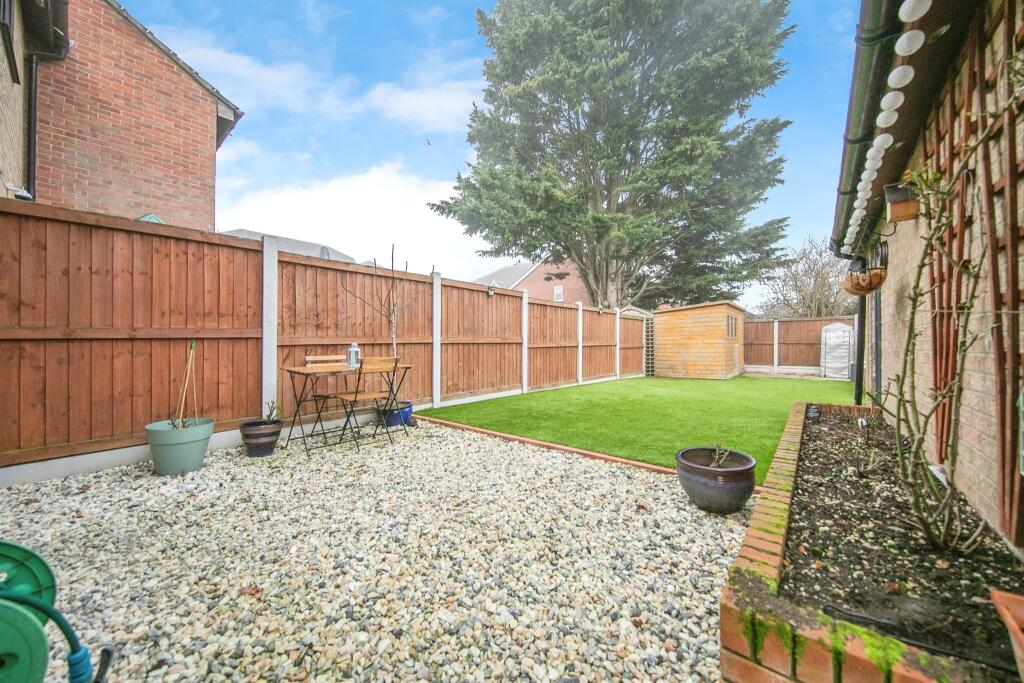 Additional image 13 of California Close, Colchester