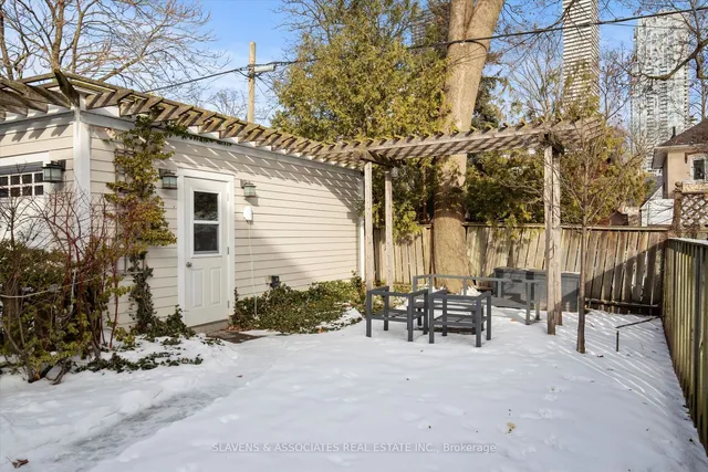 Additional image 28 of 151 Lascelles Blvd