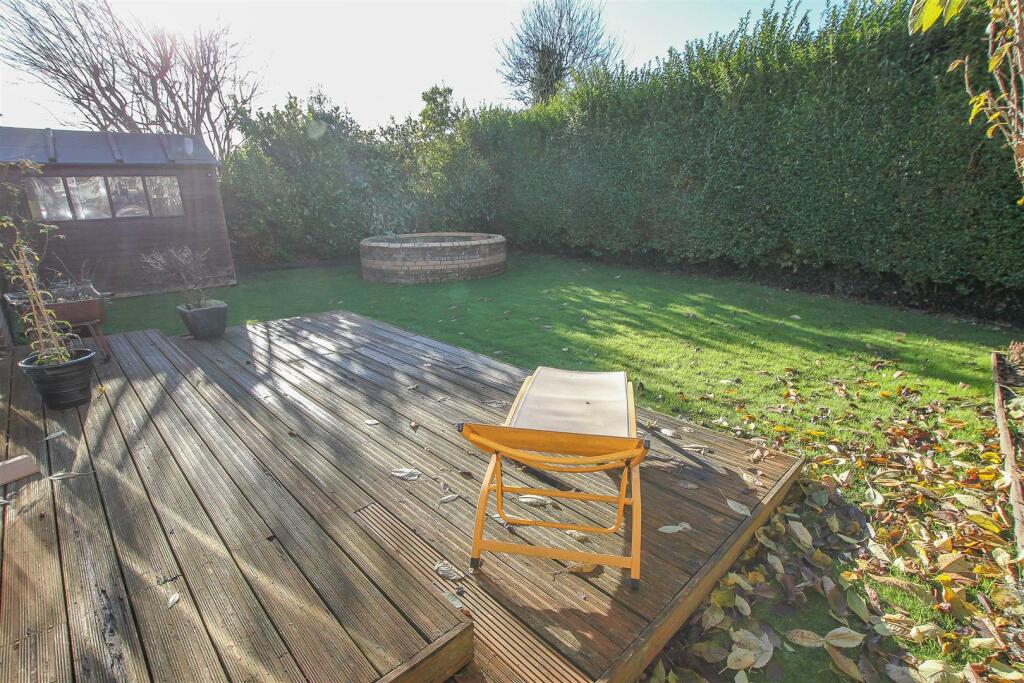 Additional image 29 of Great Fox Meadow, Kelvedon Hatch