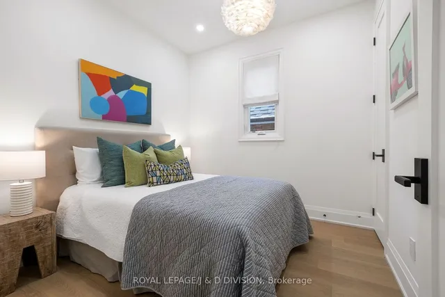 Additional image 25 of 28 Melville Ave