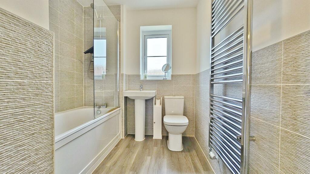 Additional image 22 of Secret Waters, Walton On The Naze