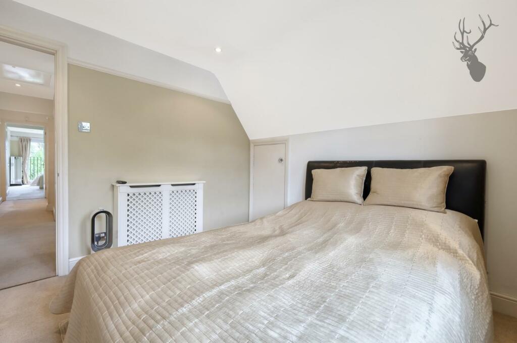 Additional image 14 of Mount End, Theydon Mount, Epping