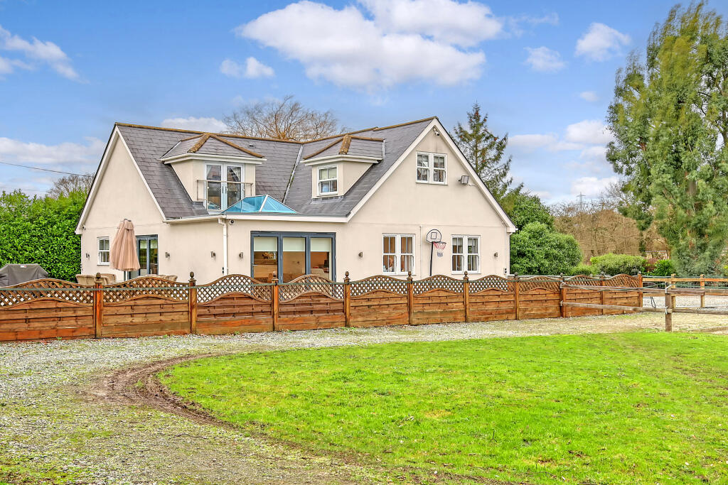 Additional image 25 of Marks Farm Lane, Rettendon Common