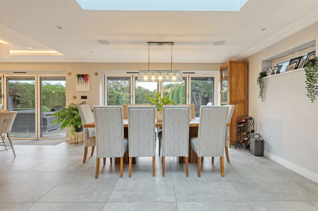 Additional image 24 of Noak Hill Close, Billericay, Essex