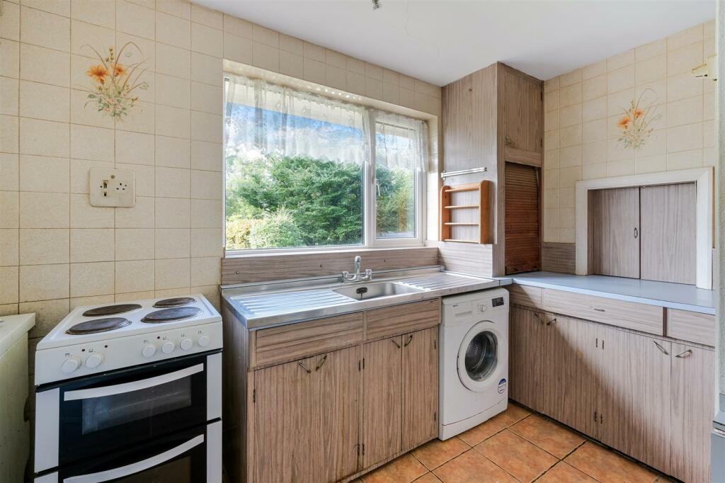 Additional image 7 of High Road, Chipstead, Coulsdon