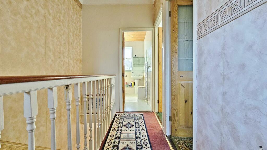 Additional image 15 of Woodberry Way, Walton On The Naze