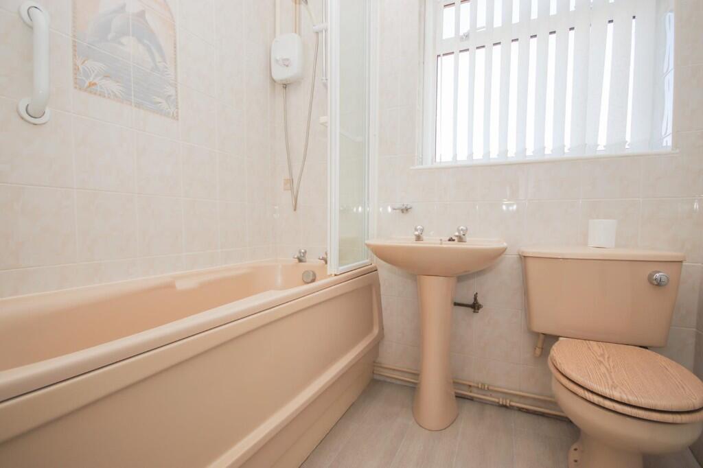 Additional image 8 of Crushes Close, Hutton, Brentwood, Essex, CM13