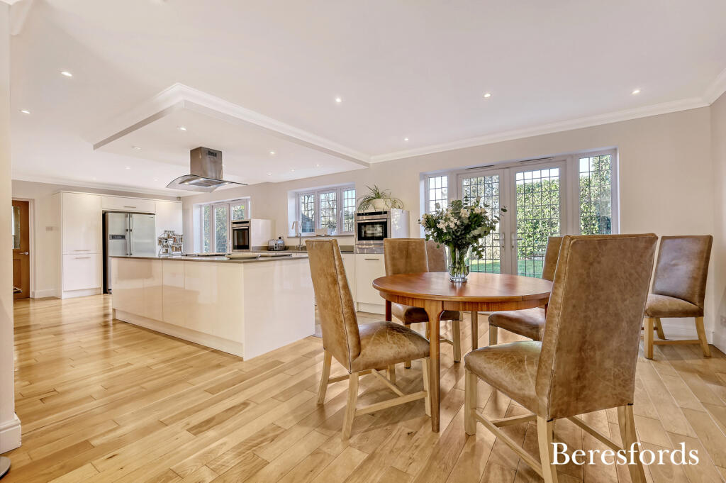 Additional image 38 of London Road, Brentwood, CM14