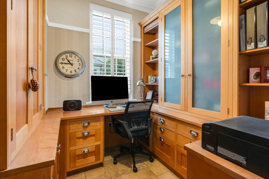 Additional image 19 of Thorndon Approach, Herongate, Brentwood, CM13 3PA