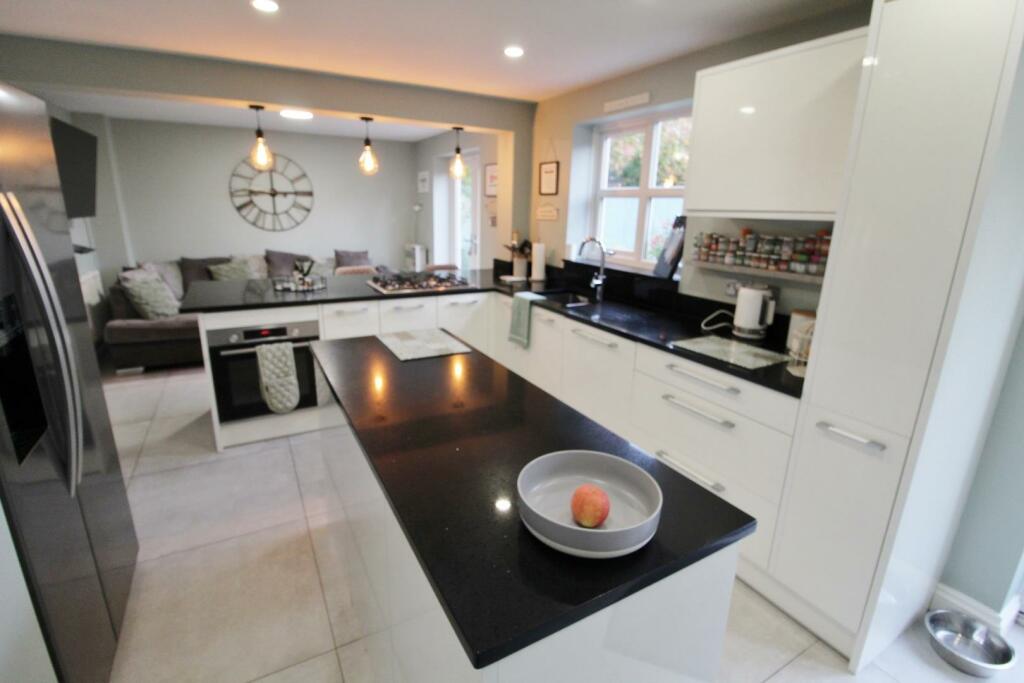 Additional image 23 of Rona Avenue, Ellesmere Port