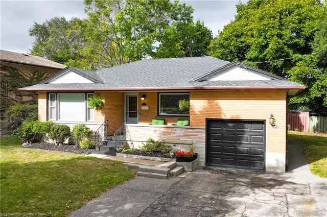 Additional image 4 of 42 Acacia St