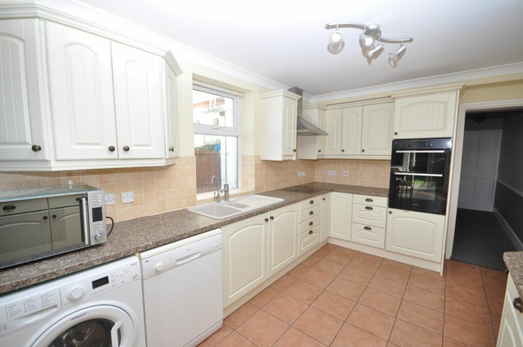 Additional image 7 of POLE BARN LANE, FRINTON-ON-SEA
