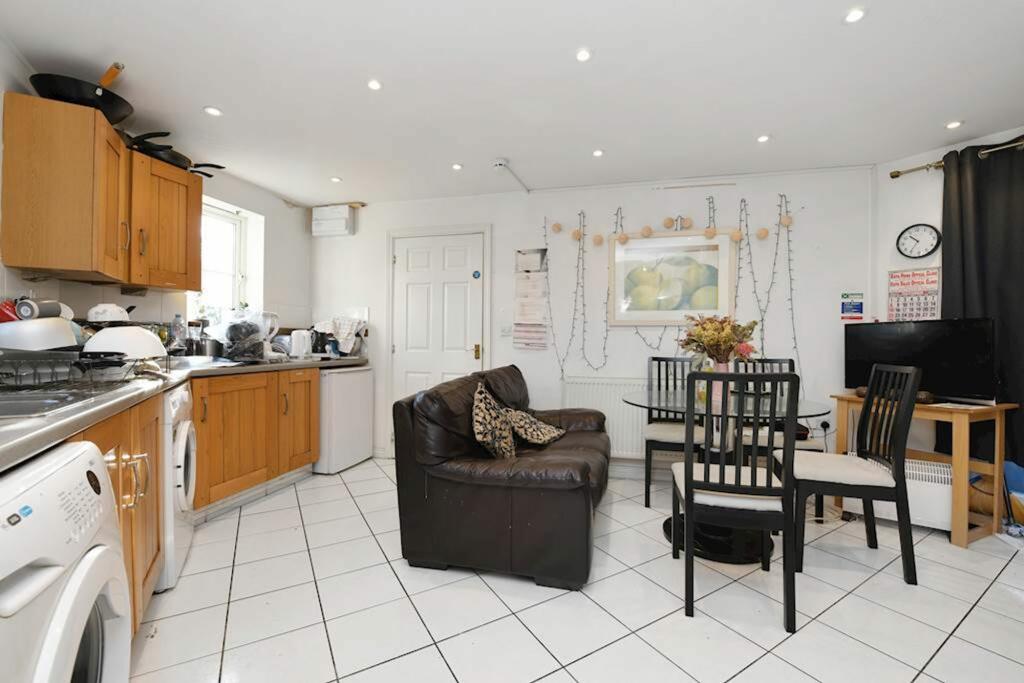 Additional image 10 of Hakewill Way, Colchester CO4