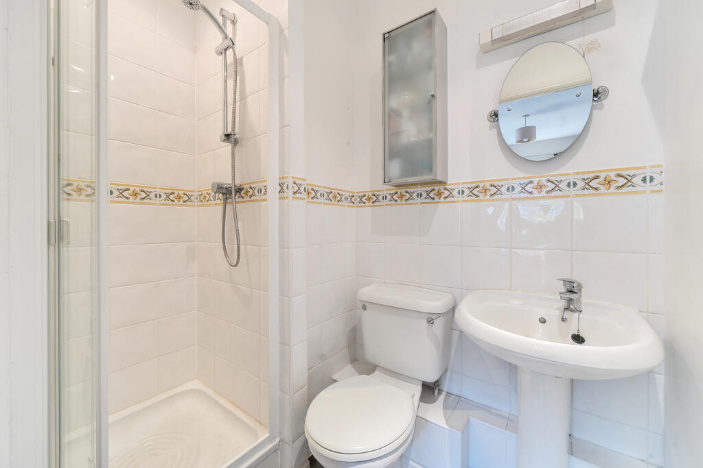 Additional image 9 of Eothen Close, CATERHAM, CR3