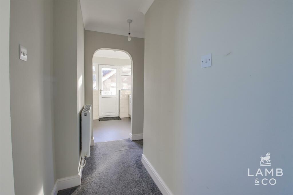 Additional image 14 of Kings Parade, Holland-On-Sea