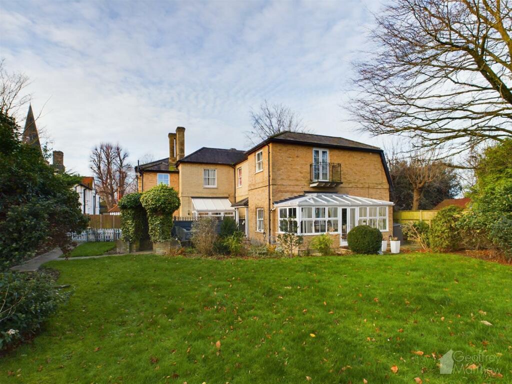 Additional image 13 of Hillsborough House, Churchgate St, Old Harlow