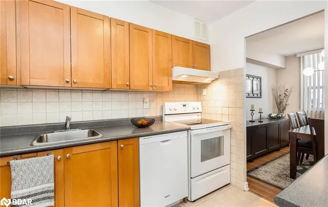 Additional image 7 of 551 The West Mall Unit 709