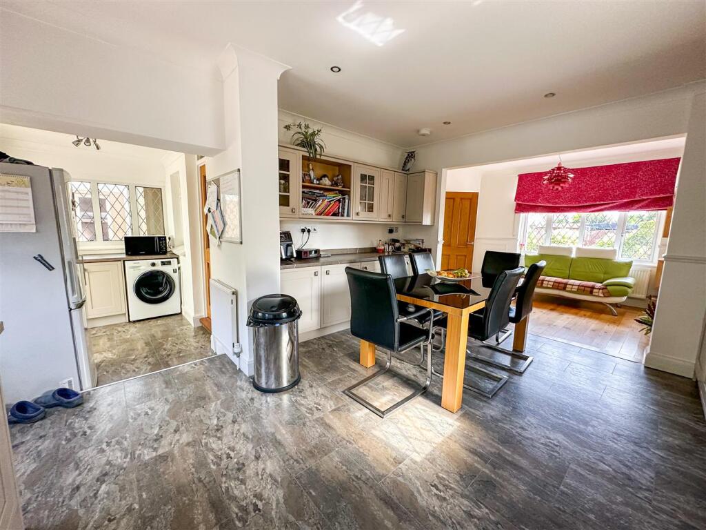 Additional image 9 of First Avenue, East Clacton, Essex