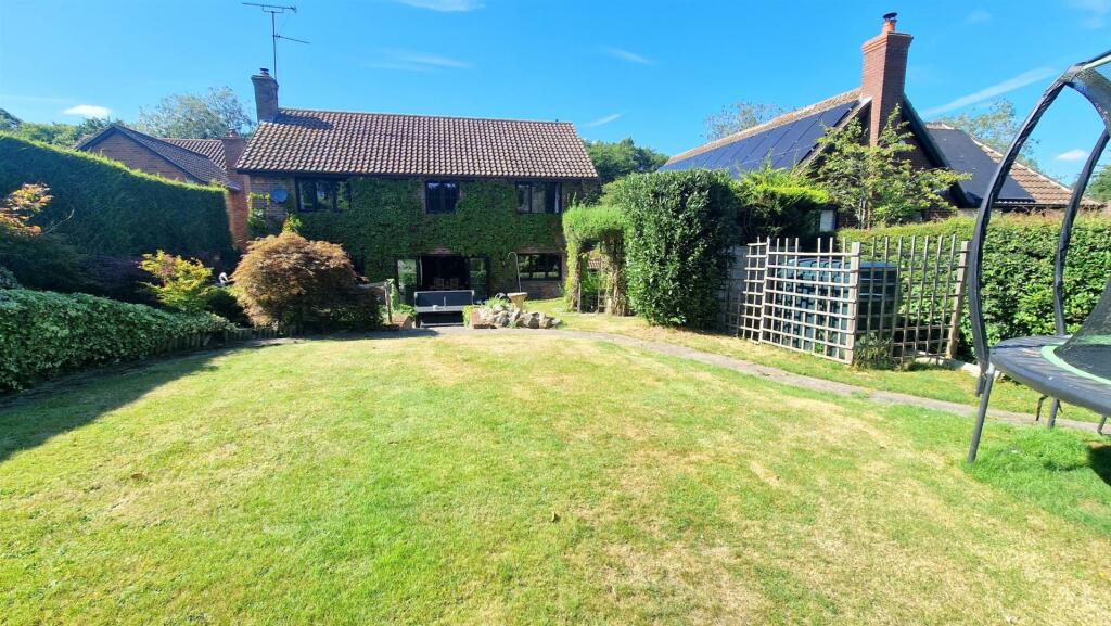 Additional image 25 of Riffhams Lane, Danbury