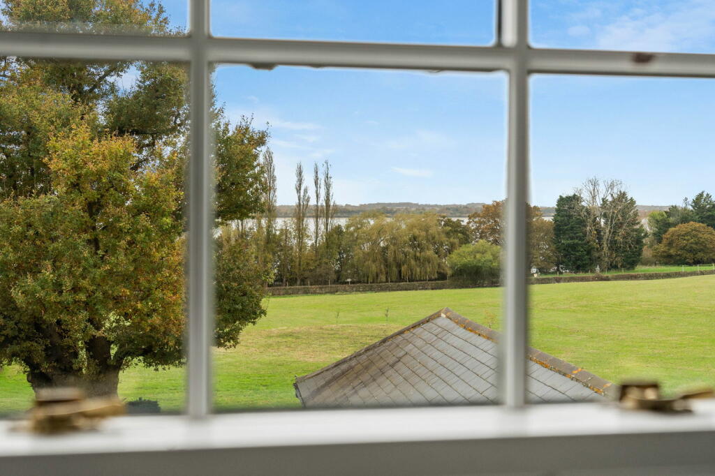 Additional image 19 of Broad Mead, South Hanningfield, Chelmsford, CM3 8GX