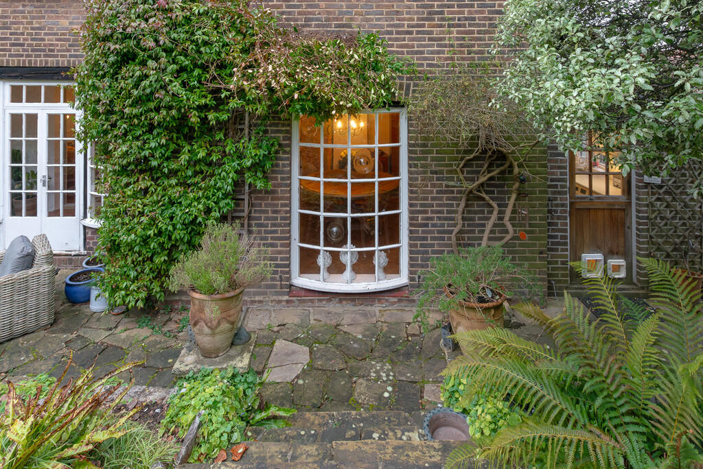 Additional image 25 of Coulson,Surrey