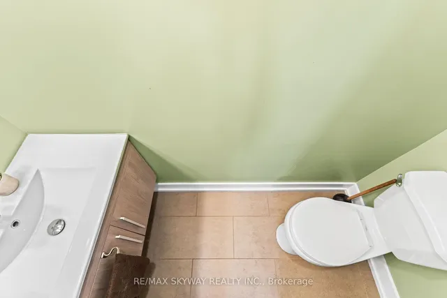 Additional image 17 of 26 Somerset Dr