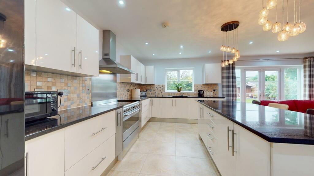 Additional image 12 of Rhosesmor, Mold