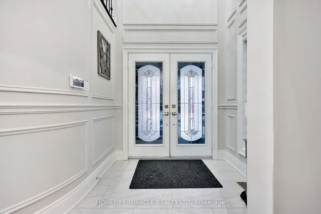 Additional image 4 of 8 Bottlebrush Dr