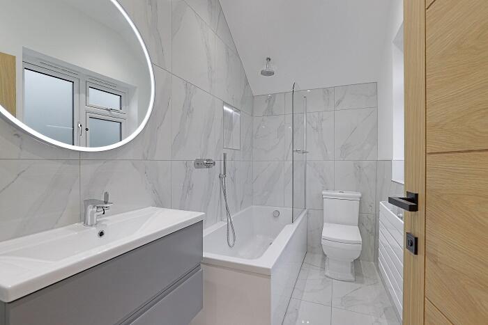 Additional image 21 of Coopers Hill, Ongar, CM5