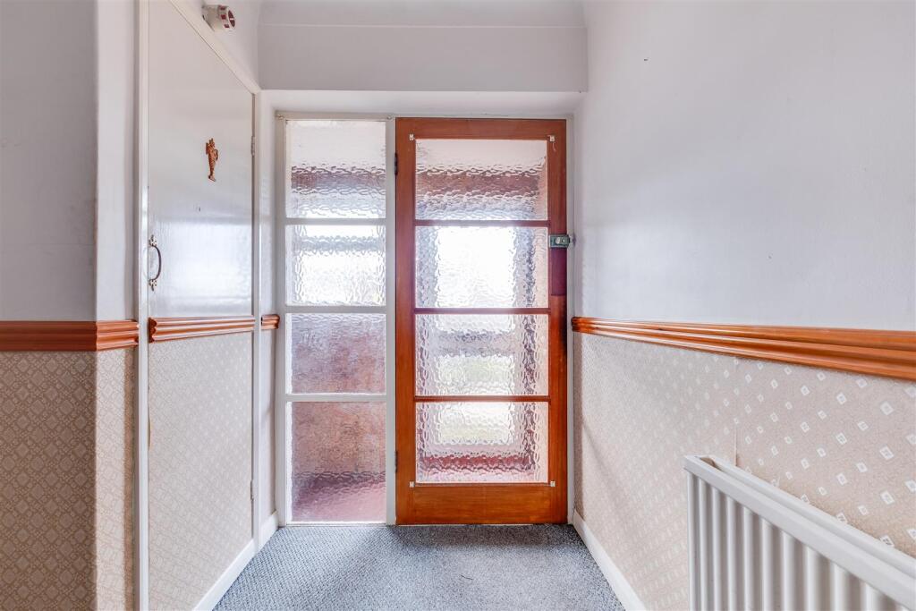 Additional image 7 of Meadow Lane, Willaston, Neston