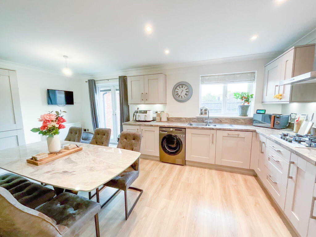 Additional image 6 of Digby Way, Clacton-on-sea, CO16 0