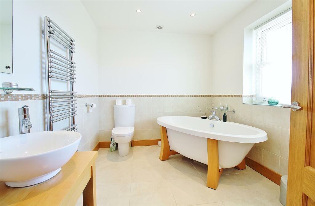 Additional image 29 of Walton Road, Frinton-On-Sea