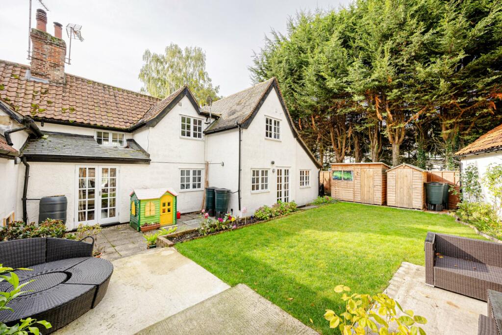 Additional image 16 of Burton End, Stansted, Essex, CM24