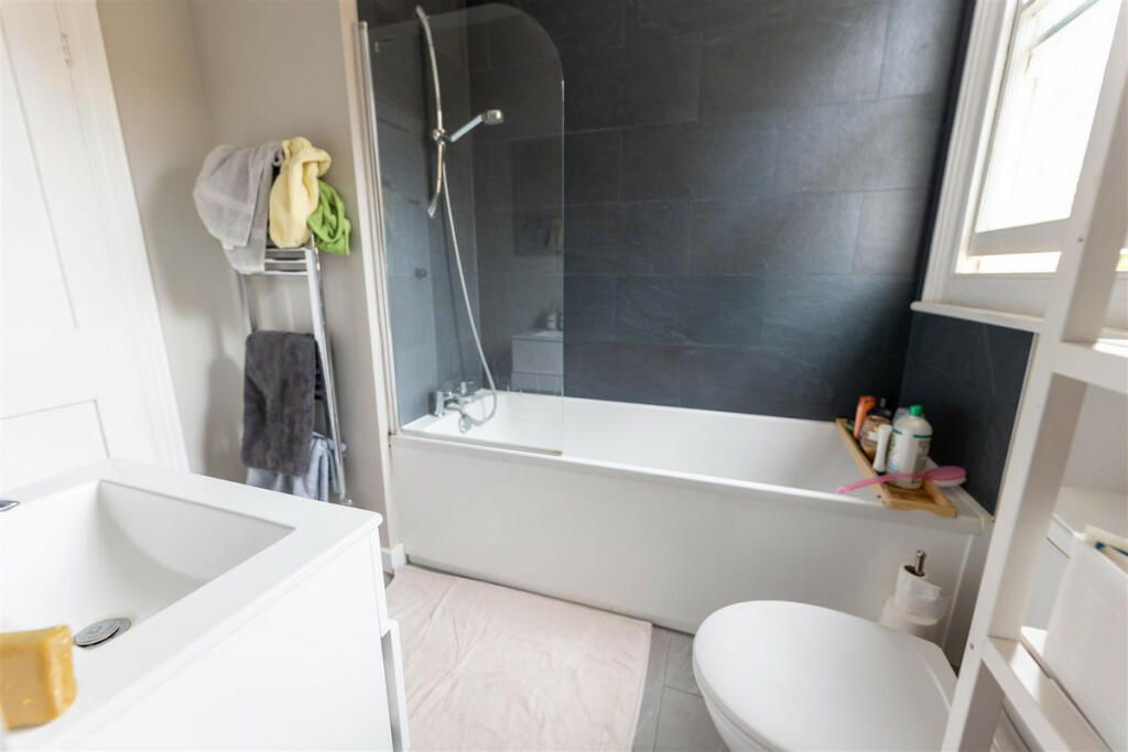 Additional image 22 of Trafalgar Road, Clacton-On-Sea, CO15 1