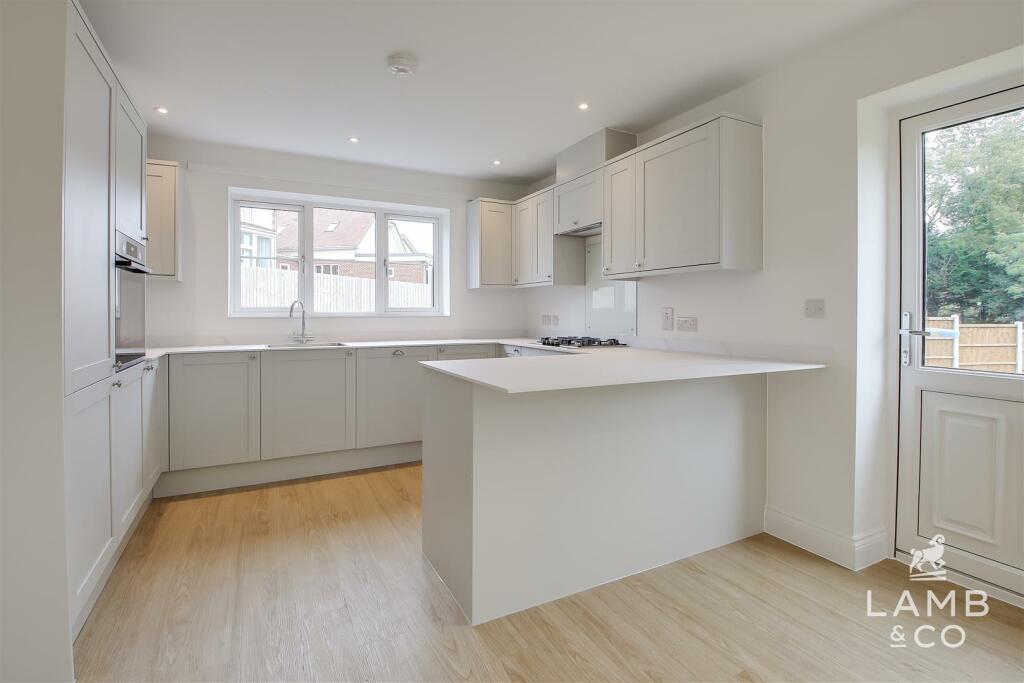 Additional image 6 of Orchard Close, Fronks Road, Dovercourt