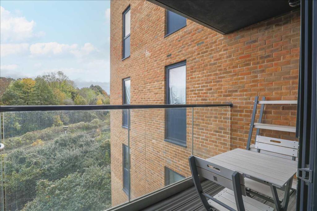 Additional image 4 of Leaden Hill