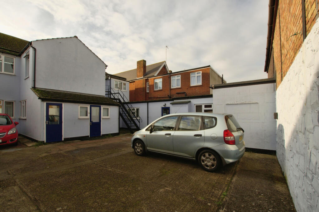 Additional image 19 of Carnarvon Road, CO15