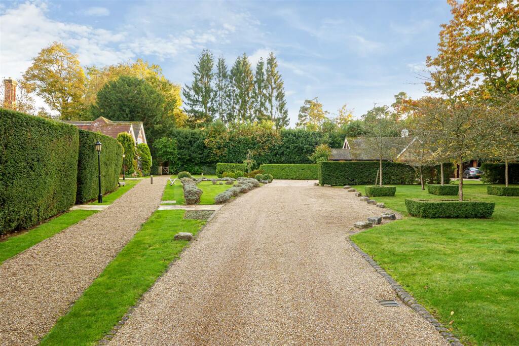 Additional image 6 of High Road, Chipstead, Coulsdon