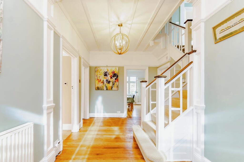 Additional image 4 of Fitzjames Avenue, Croydon, CR0