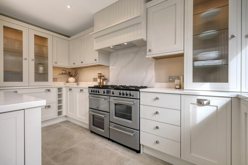 Additional image 22 of West Mersea, CO5